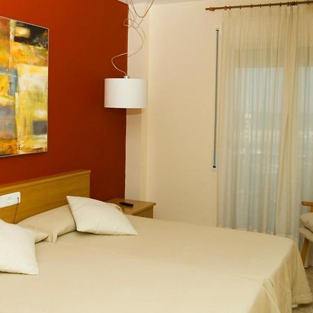 Hotel Roca Plana L'Ampolla Szoba fotó